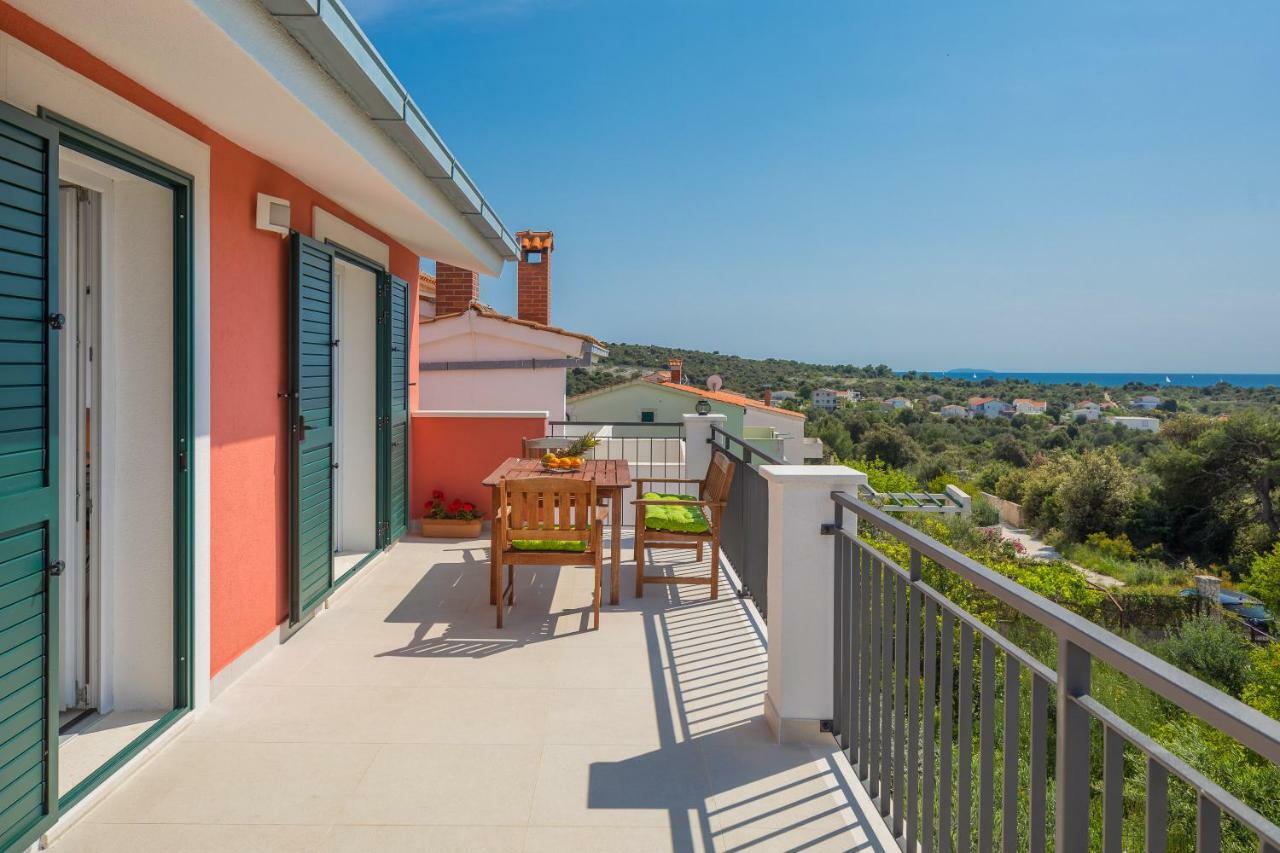 Villa Basic Sevid Kültér fotó