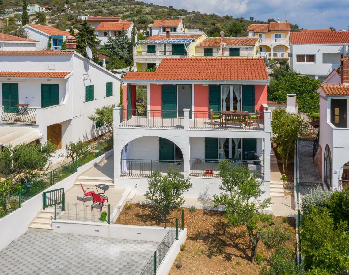 Villa Basic Sevid Kültér fotó