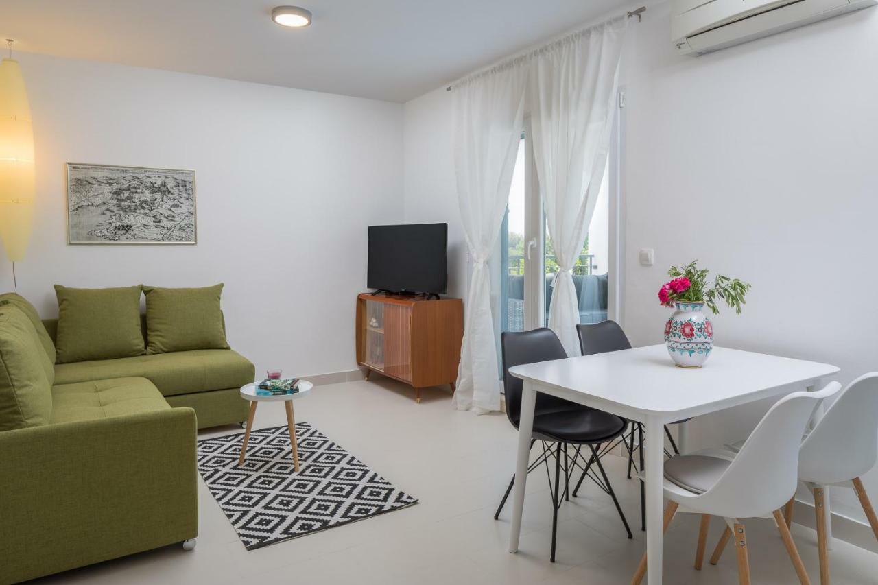 Villa Basic Sevid Kültér fotó