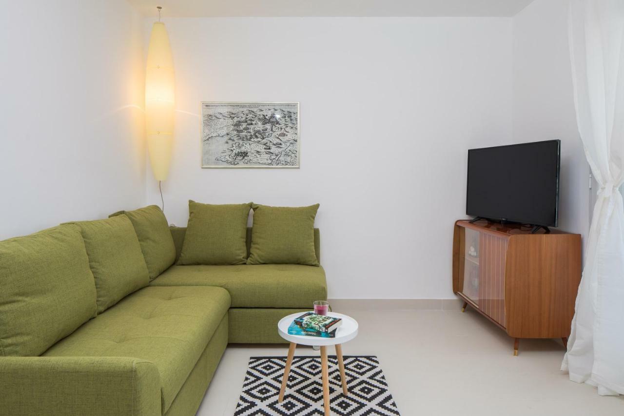 Villa Basic Sevid Kültér fotó