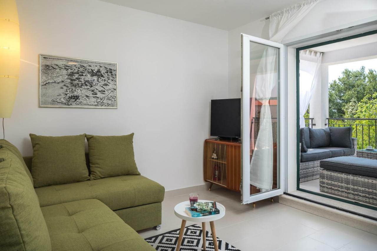 Villa Basic Sevid Kültér fotó