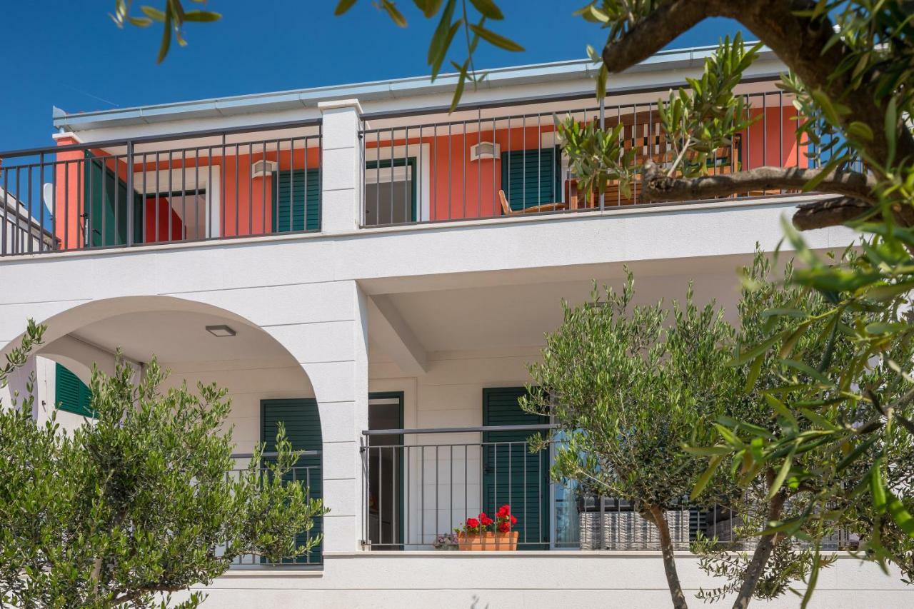 Villa Basic Sevid Kültér fotó