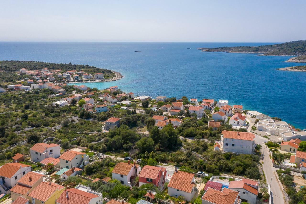 Villa Basic Sevid Kültér fotó