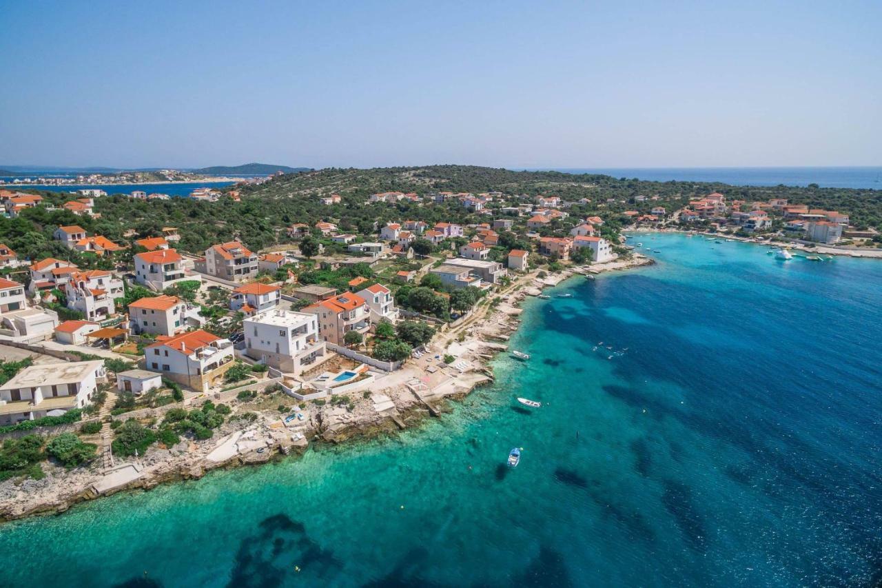 Villa Basic Sevid Kültér fotó